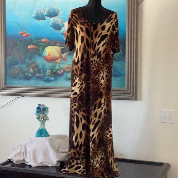 Jostar Dresses & Skirts - Animal print Maxi Dress
